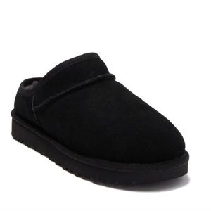 UGG Suede Classic Slipper